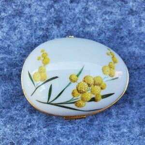VTG F.M Artistique Hand Painted Porcelain Limoges, France Egg Trinket Box 1940s